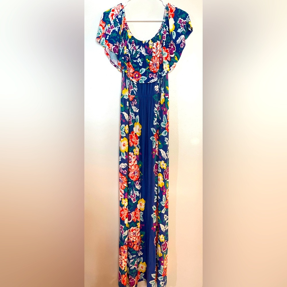 Floral stretch neck maxi for off shoulder or not!